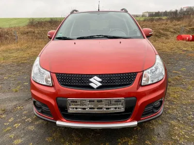 Usata Suzuki SX4 Style 135 CV (99 kW) 2011 Arancione Utilitaria