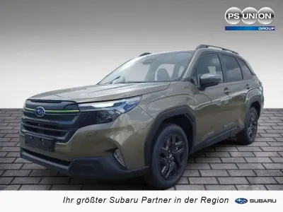 Neu Subaru Forester Exclusive+ 136 PS (100 kW) 2026 Grün SUV