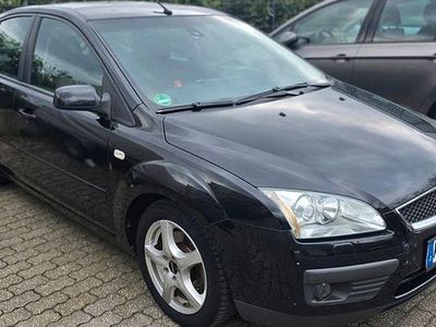Gebraucht Ford Focus Ghia 145 PS (106 kW) 2005 Schwarz Limousine
