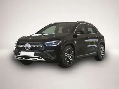 Gebraucht Mercedes GLA200 150 PS (110 kW) 2023 Schwarz SUV