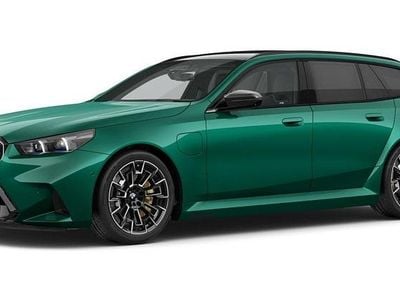 Grün Gebraucht 2024 BMW M5 Comfort Edition Kombi | 141.997 € (Teuer)