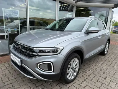 Gebraucht VW T-Roc Style 150 PS (110 kW) 2022 Silber SUV
