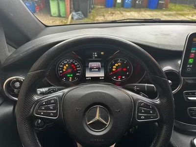 Blau Gebraucht 2015 Mercedes V250 Van / Kleinbus | 26.999 € (Guter Preis)