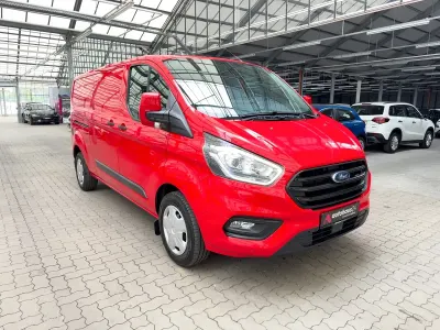 Gebraucht Ford Transit Custom Trend 131 PS (96 kW) 2021 Rot Van