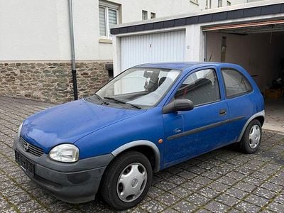 Blau Gebraucht 1998 Opel Corsa Kleinwagen | 900 €