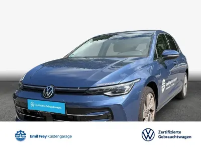 Gebraucht VW Golf VIII Style 150 PS (110 kW) 2026 Blau Limousine
