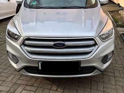 Second-hand Ford Kuga Trend 150 CP (110 kW) 2018 Argintiu SUV