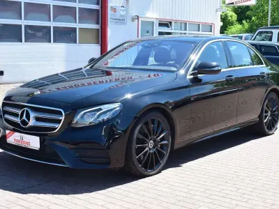 Gebraucht Mercedes E350 AMG line 258 PS (189 kW) 2018 Schwarz Limousine