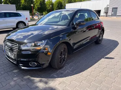 Gebraucht Audi A1 Attraction 122 PS (89 kW) 2011 Schwarz Kleinwagen