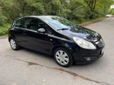 Gebraucht Opel Corsa Innovation 80 PS (58 kW) 2009 Schwarz Kleinwagen