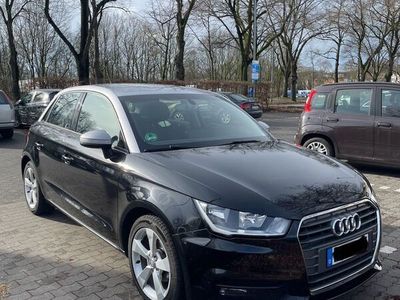 gebraucht Audi A1 Sportback A1 schwarz 4/5 Türe mit Feuerlöscher teilleder