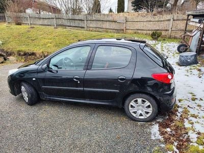 Gebraucht Peugeot 206 75 PS (55 kW) 2009 Schwarz Limousine