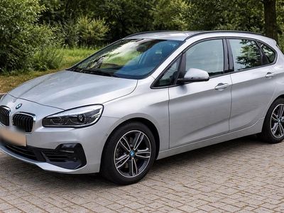 Gebraucht BMW 218 Sport Line 150 PS (110 kW) 2019 Silber Kombi