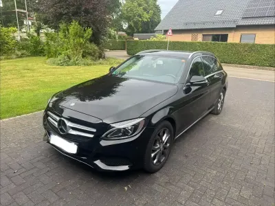 Gebraucht Mercedes C200 136 PS (100 kW) 2014 Schwarz Limousine