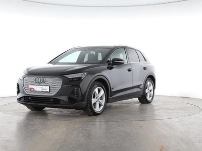 Mythosschwarz Gebraucht 2023 Audi Q4 e-tron Ambiente SUV | 31.220 € (Guter Preis)