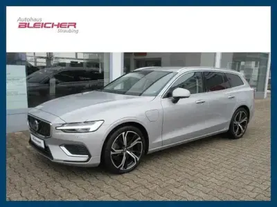 Brugt Volvo V60 Plus 335 HK (246 kW) 2023 Sølv Stationcar