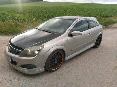 Opel Astra GTC