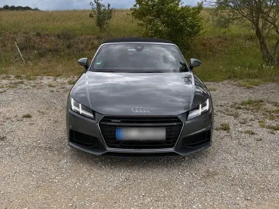 Gebraucht Audi TT Sport 230 PS (169 kW) 2015 Grau Coupé