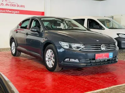 Gebraucht VW Passat Comfortline 150 PS (110 kW) 2019 Grau Limousine