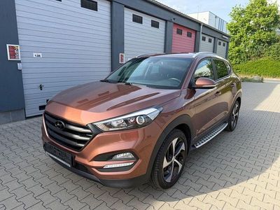 Gebraucht Hyundai Tucson Advantage 177 PS (130 kW) 2017 Intense copper / met SUV