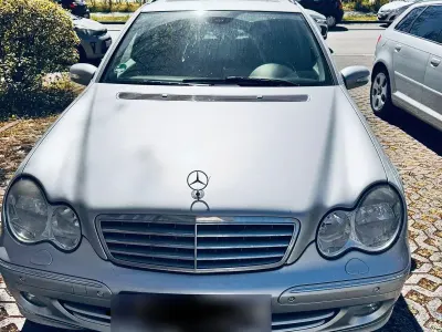 Gebraucht Mercedes C320 Avantgarde 224 PS (164 kW) 2004 Silber Kombi