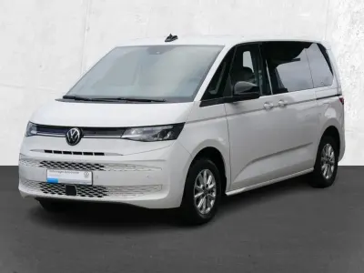 Gebraucht VW Multivan Life 150 PS (110 kW) 2023 Candyweiß Van / Kleinbus
