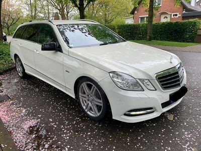 gebraucht Mercedes E200 CGI T BlueEFFICIENCY AVANTGARDE