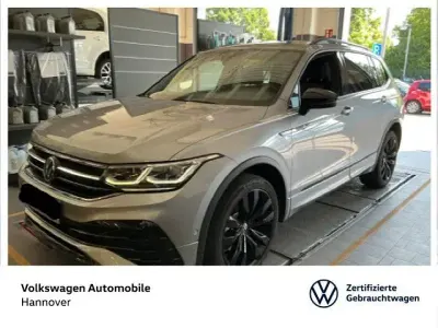 Gebraucht VW Tiguan Allspace R-line 190 PS (139 kW) 2022 Pyrit silber metallic SUV