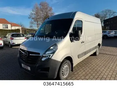 Używany Opel Movano 180 KM (132 kW) 2021 Srebrny Van