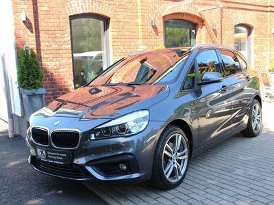 Gebraucht BMW 220 Basis 190 PS (139 kW) 2015 Grau Kombi