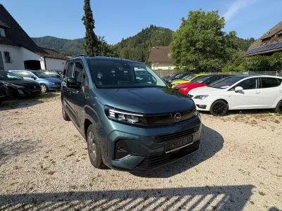 Gebraucht Opel Combo Edition 110 PS (80 kW) 2025 Blau Van / Kleinbus