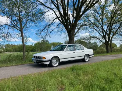 Gebraucht BMW 730 218 PS (160 kW) 1992 Weiß Limousine