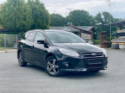 Gebraucht Ford Focus 116 PS (85 kW) 2013 Schwarz Kombi