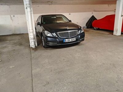 Gebraucht Mercedes E220 Elegance 170 PS (125 kW) 2011 Grau Limousine