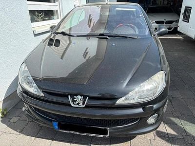 Gebraucht Peugeot 206 CC 136 PS (100 kW) 2003 Schwarz Cabrio