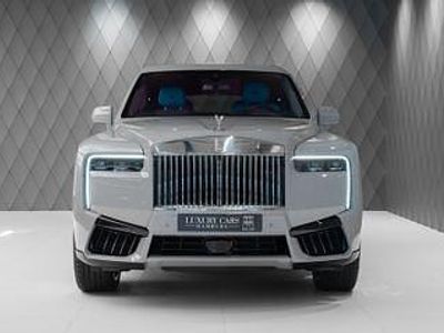 Neu Rolls Royce Cullinan 571 PS (419 kW) 2026 Grau SUV