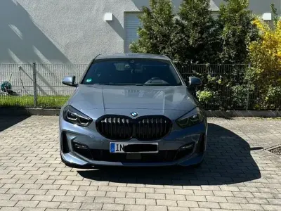 Gebraucht BMW 118 M Sport 136 PS (100 kW) 2021 Blau Kleinwagen