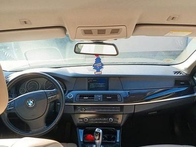 Gebraucht BMW 520 2011 Schwarz Limousine