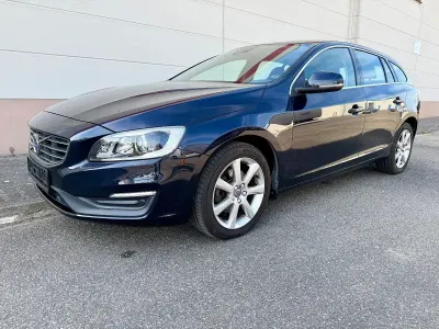 Brugt Volvo V60 Momentum 152 HK (111 kW) 2016 Blå Stationcar