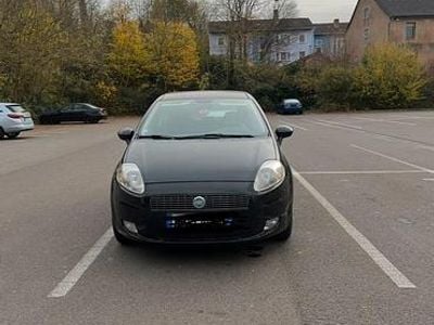 Second-hand Fiat Grande Punto 65 CP (47 kW) 2006 Negru Hatchback
