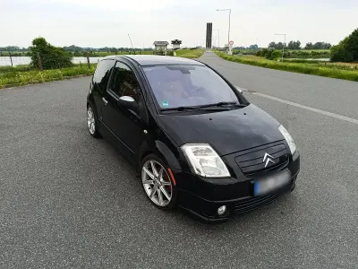 Gebraucht Citroën C2 Chic 122 PS (89 kW) 2007 Schwarz Kleinwagen