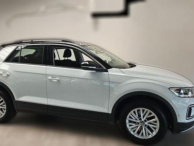 Second-hand VW T-Roc Life 150 CP (110 kW) 2022 Alb SUV