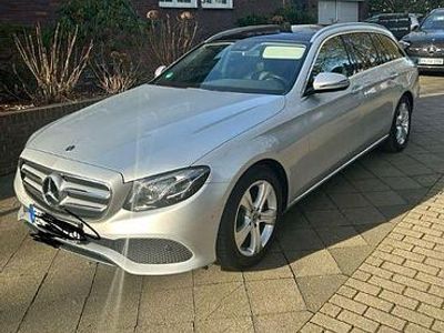 Gebraucht Mercedes E200 150 PS (110 kW) 2017 Silber Kombi