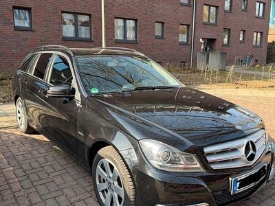 Gebraucht Mercedes C200 170 PS (125 kW) 2011 Schwarz Kombi