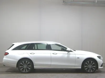 Brugt Mercedes E300 Avantgarde 306 HK (225 kW) 2021 Hvid Stationcar