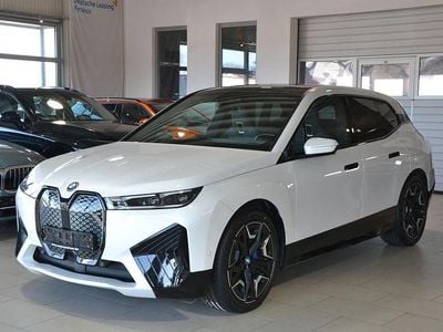 Gebraucht BMW iX Sport Line 384 kW (523 PS) 2023 Weiß SUV