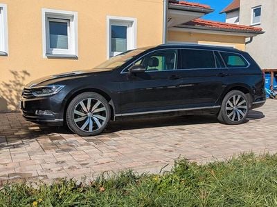 Gebraucht VW Passat Highline 239 PS (175 kW) 2015 Schwarz Kombi
