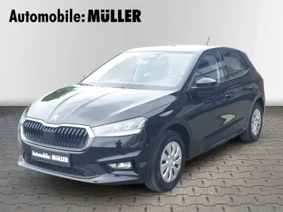 Neu Skoda Fabia Essence 95 PS (69 kW) 2026 Schwarzmagic perleffekt Kleinwagen