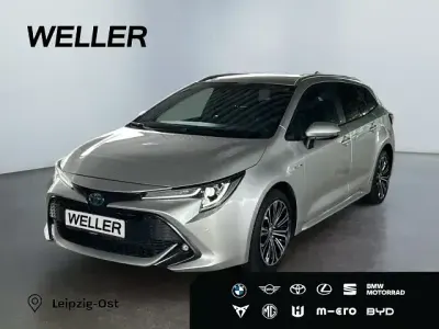 Gebraucht Toyota Corolla Team 184 PS (135 kW) 2021 Silber Kombi