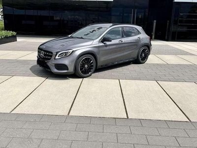 Gebraucht Mercedes GLA250 211 PS (155 kW) 2020 Grau SUV
